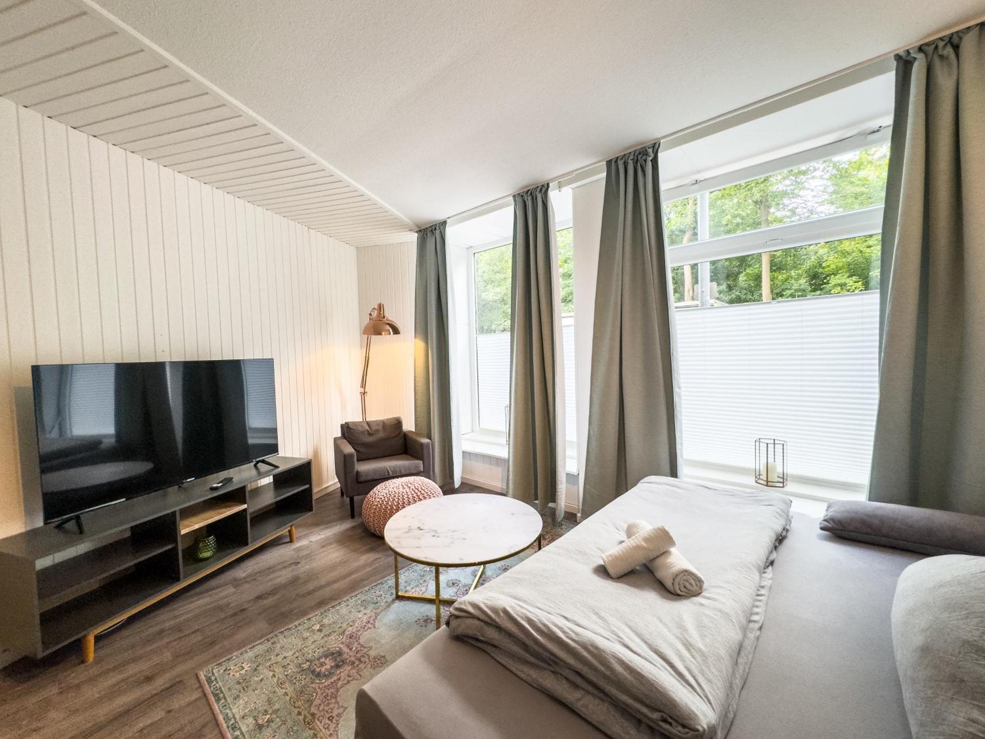 Schoene Wohnung Fuer 4 Gaeste An Der Eilenriede Mit Kostenlosen Parkplaetzen 하노버 외부 사진