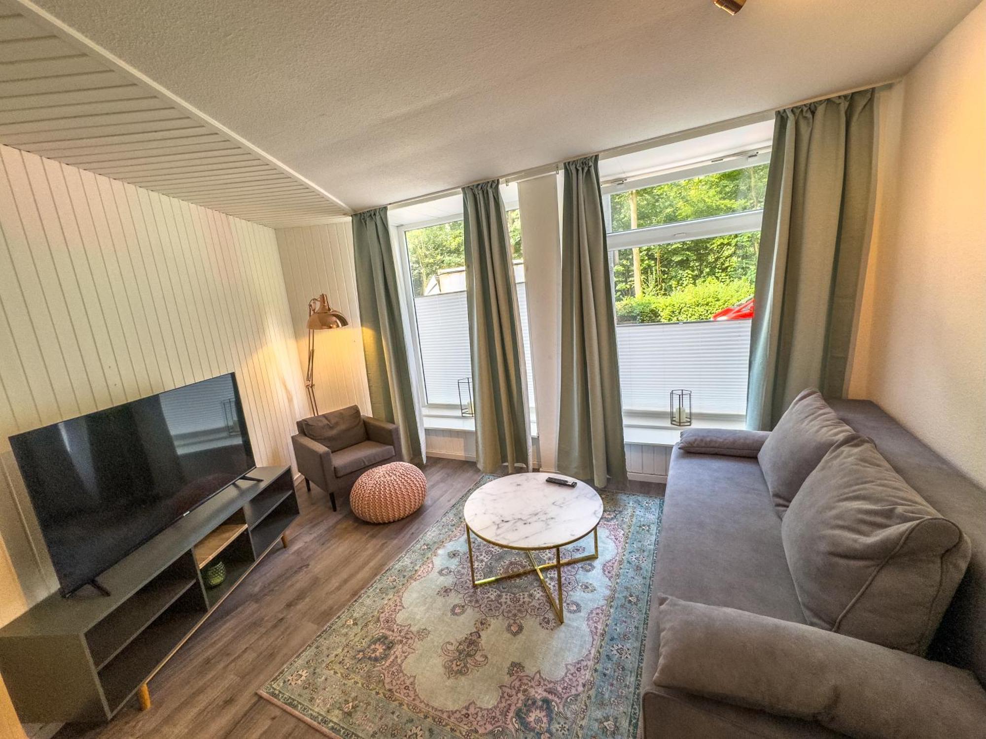 Schoene Wohnung Fuer 4 Gaeste An Der Eilenriede Mit Kostenlosen Parkplaetzen 하노버 외부 사진